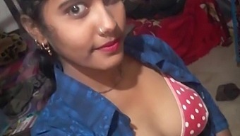 Indian Village Love: Desi Couples In The Open