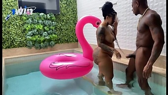 A Fat Girl Gets Her Tight Asshole Licked And Penetrated